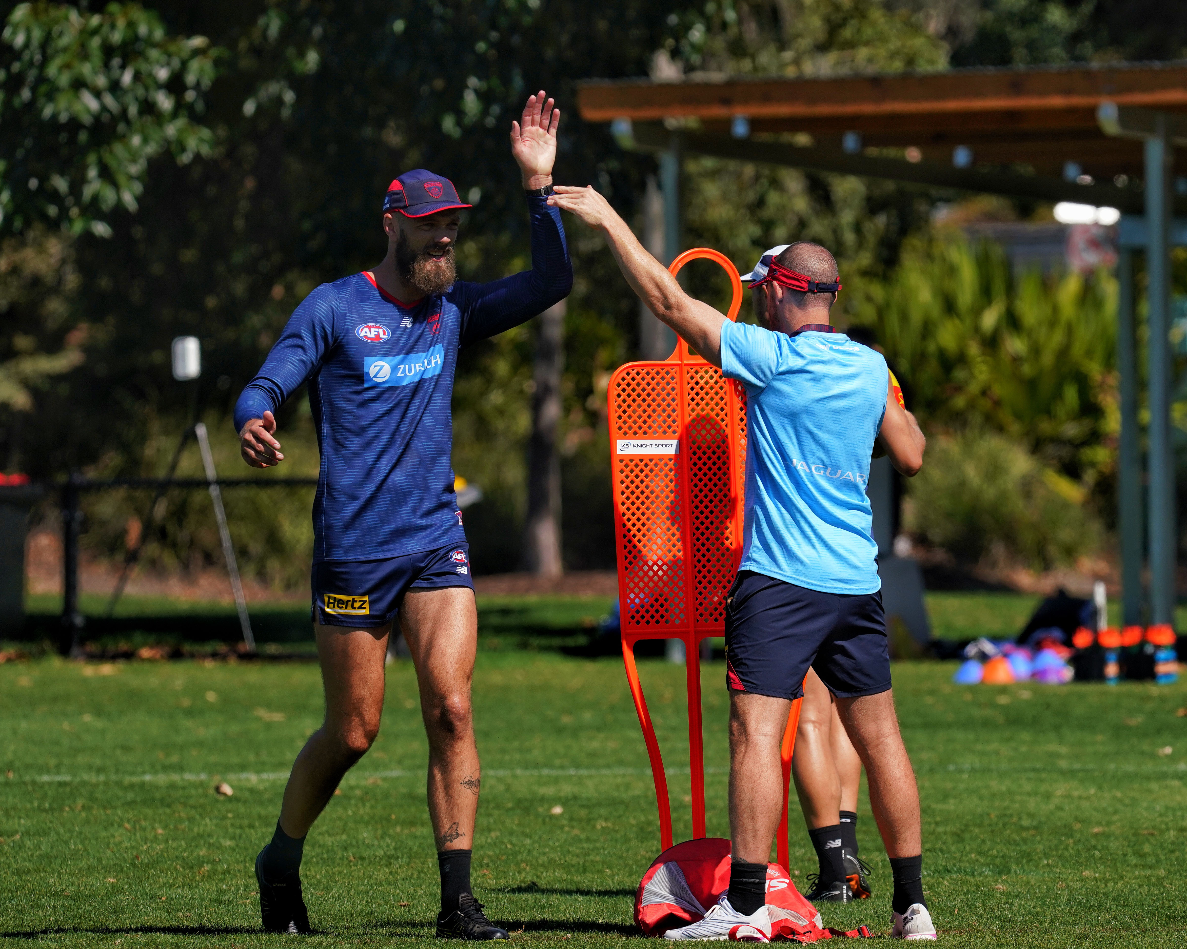 Training Gallery | Round 1 week begins
