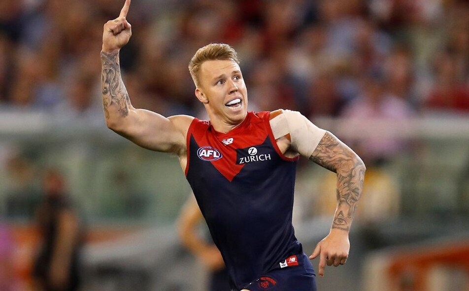 Harmes extends until 2024