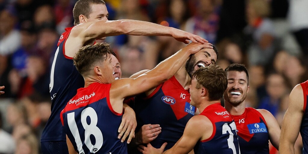 Match report | Dees burst from blocks - Vimarsana News