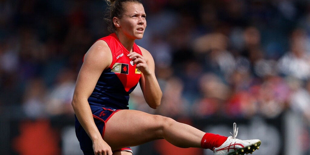 Fast finish too late for surging Dees - Vimarsana News