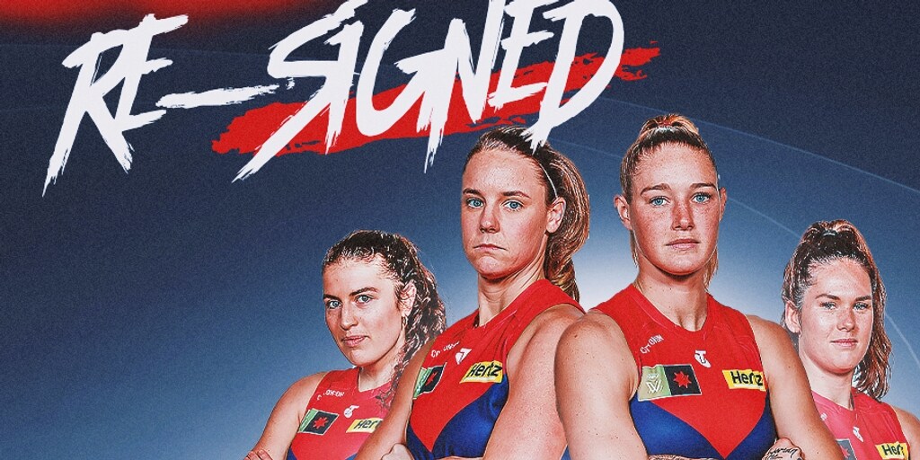 Dees re-sign four talls - Vimarsana News
